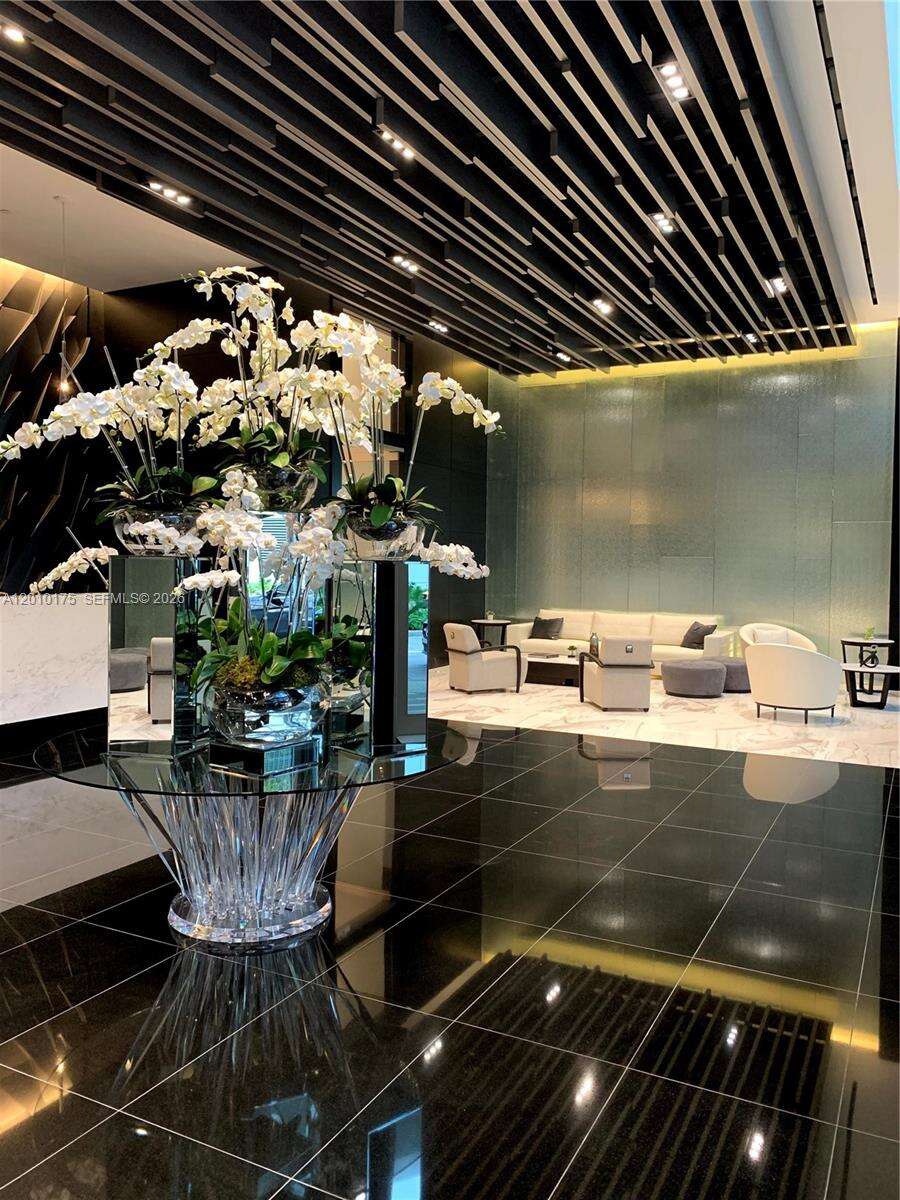 Paramount Miami Worldcenter at 851 1 Ave, Miami, FL 33132 - For Rent photo 38