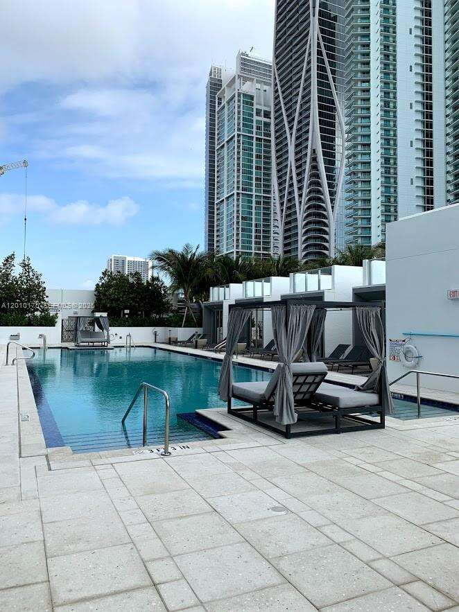 Paramount Miami Worldcenter at 851 1 Ave, Miami, FL 33132 - For Rent photo 40