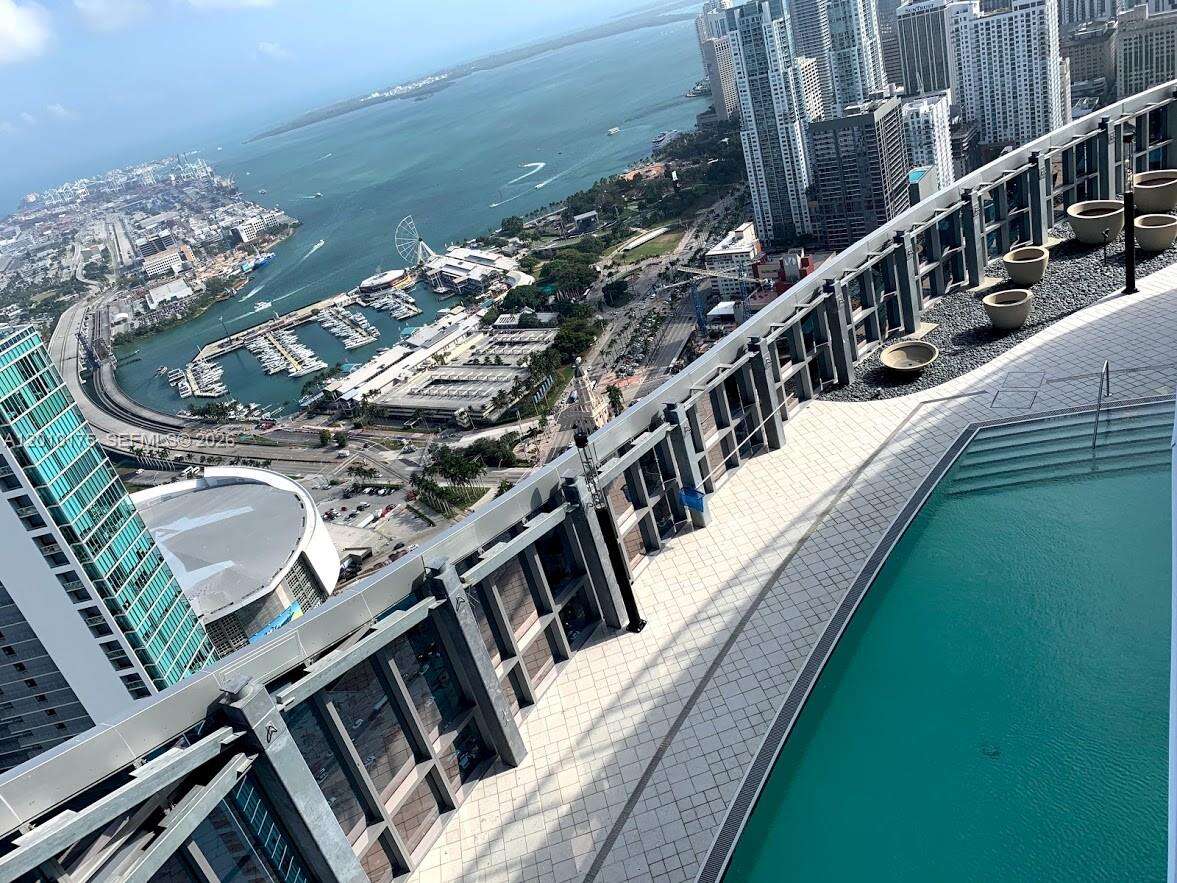 Paramount Miami Worldcenter at 851 1 Ave, Miami, FL 33132 - For Rent photo 58