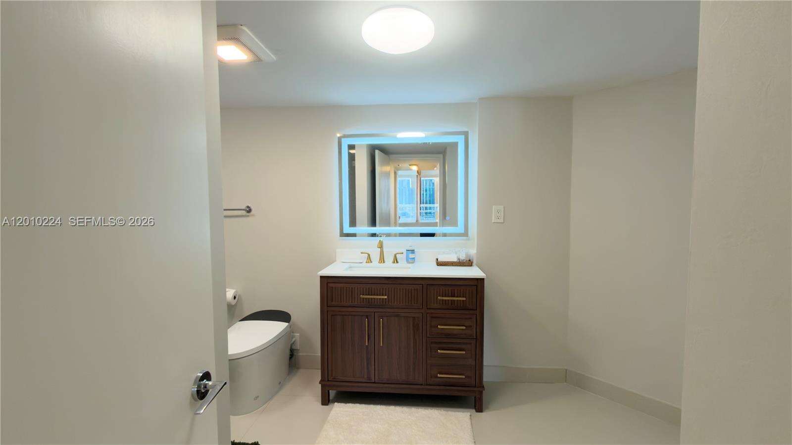 The Grand at Miami, FL 33132 - For Rent photo 19