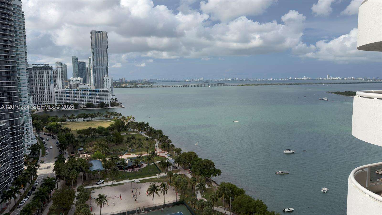 The Grand at Miami, FL 33132 - For Rent photo 3