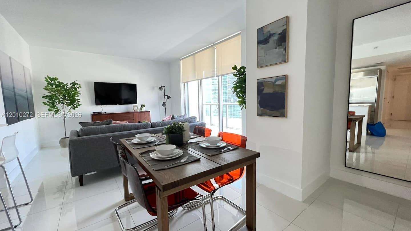Brickell House at 1300 Brickell Bay Dr, Miami, FL 33131 - For Rent photo 11