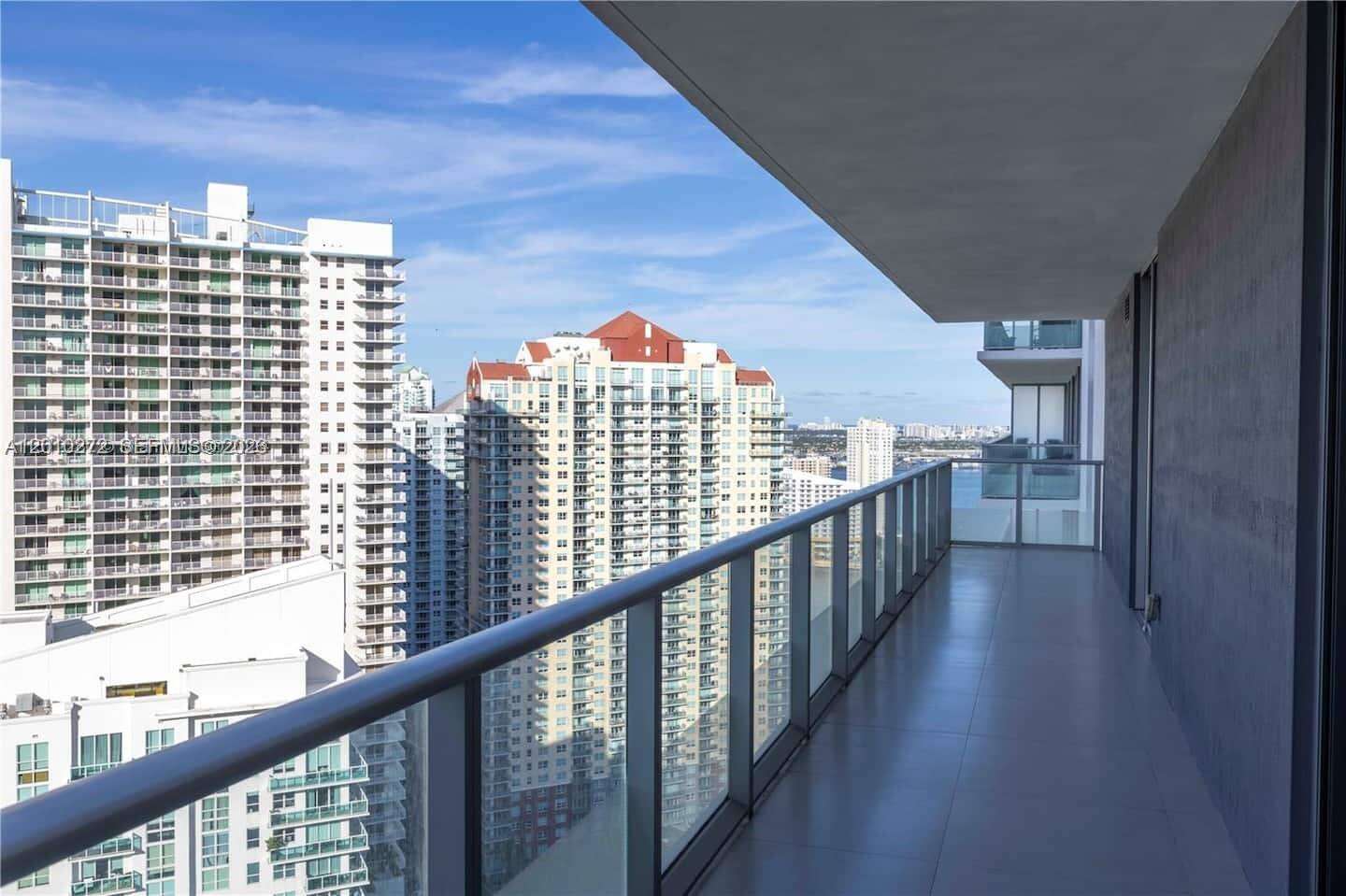 Brickell House at 1300 Brickell Bay Dr, Miami, FL 33131 - For Rent photo 27