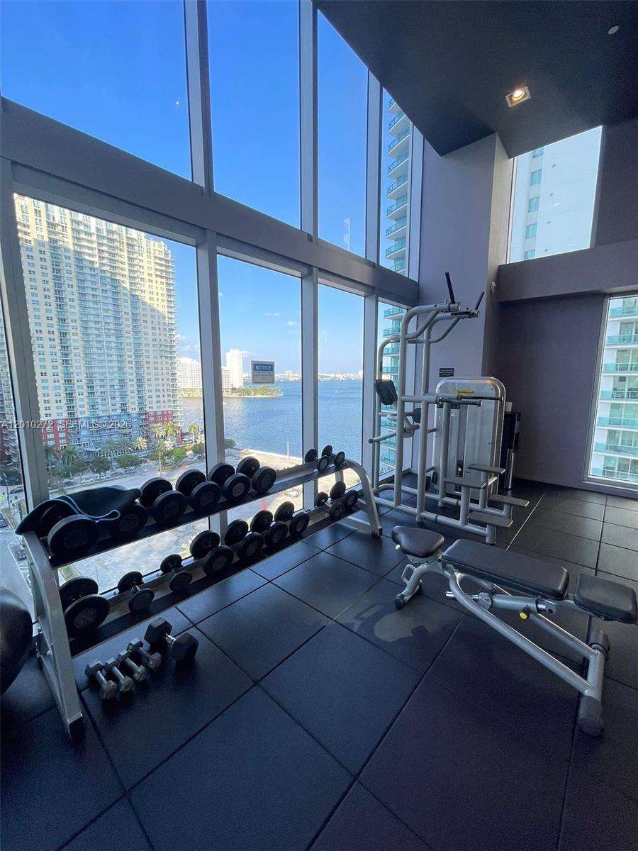 Brickell House at 1300 Brickell Bay Dr, Miami, FL 33131 - For Rent photo 33