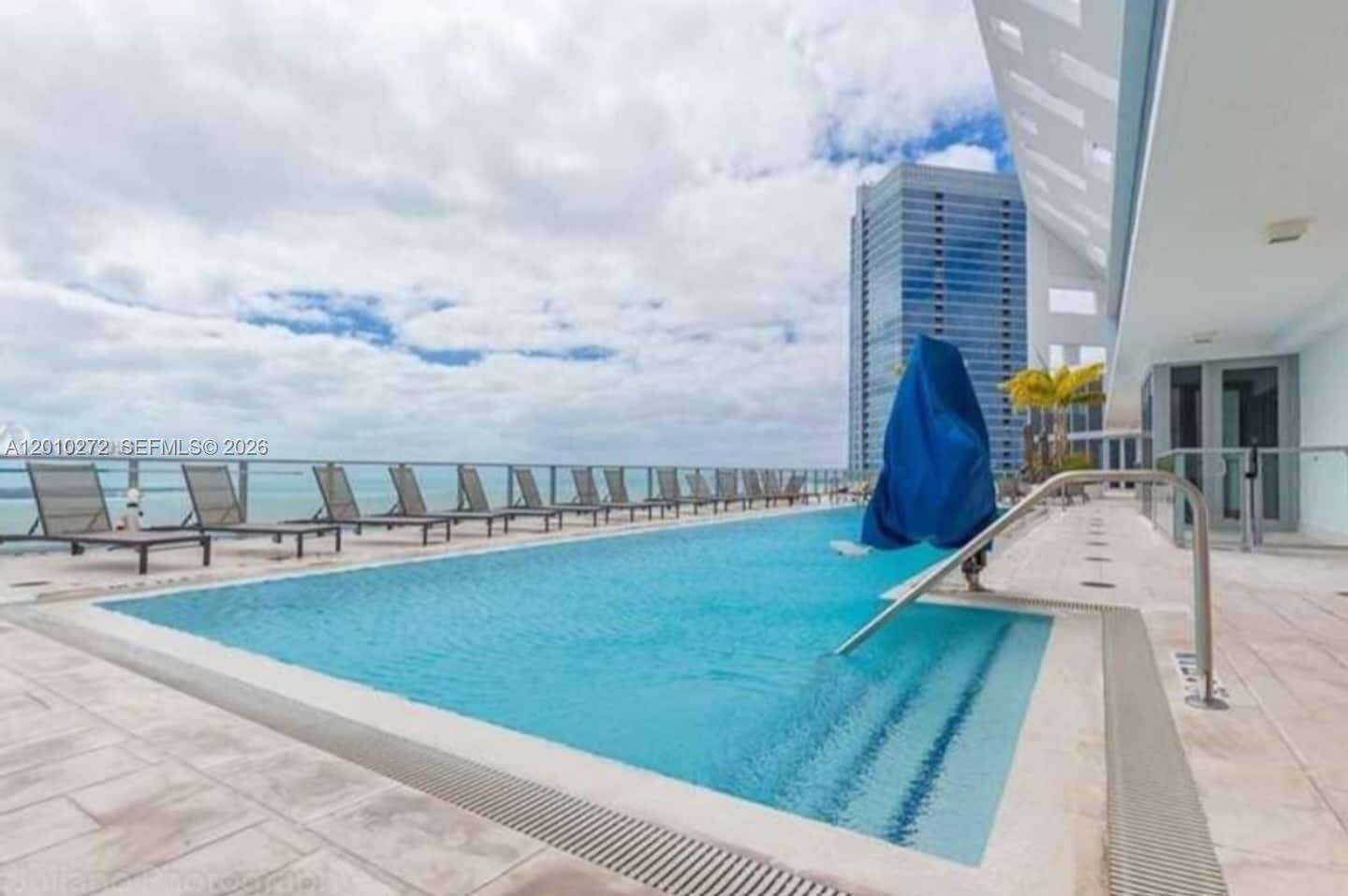 Brickell House at 1300 Brickell Bay Dr, Miami, FL 33131 - For Rent photo 38