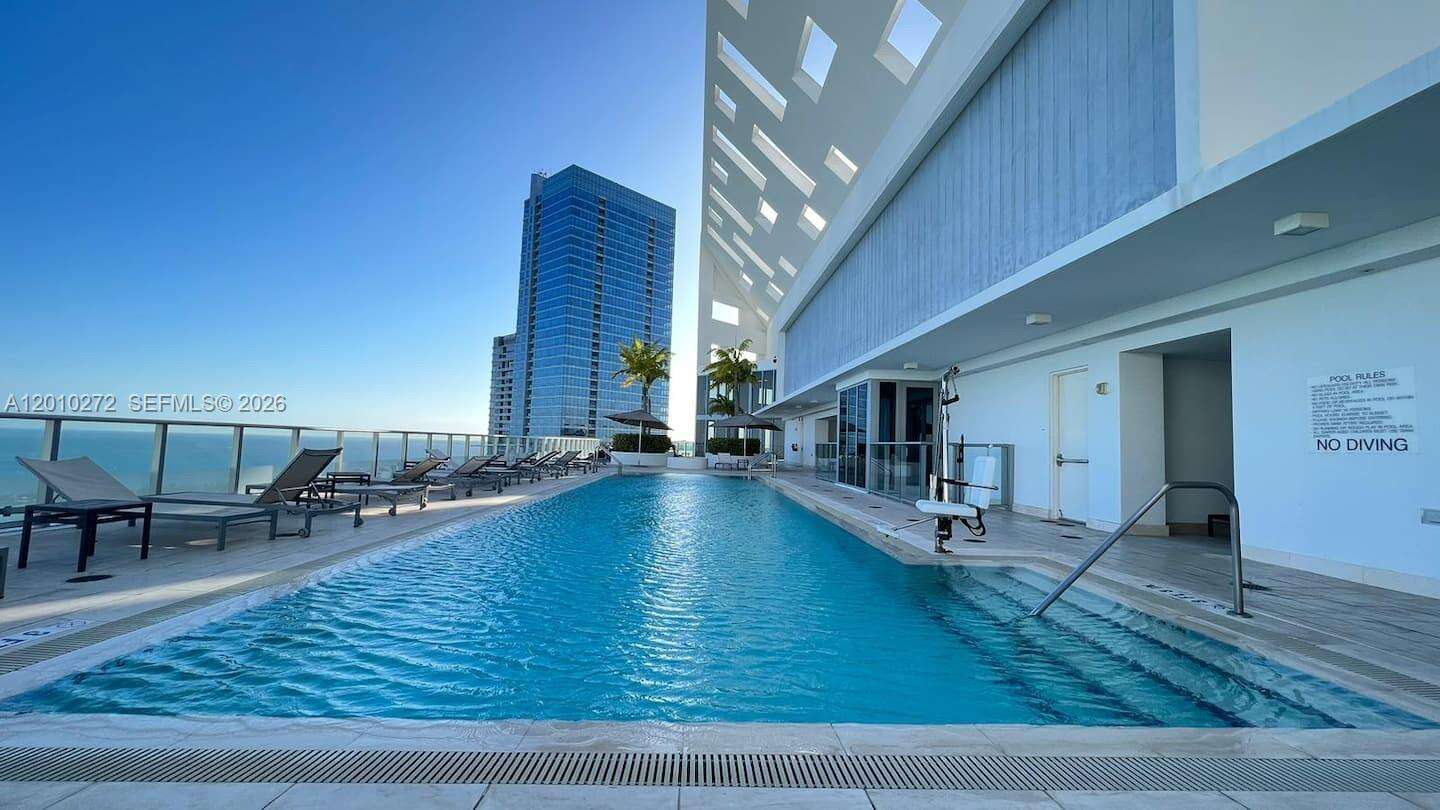Brickell House at 1300 Brickell Bay Dr, Miami, FL 33131 - For Rent photo 40
