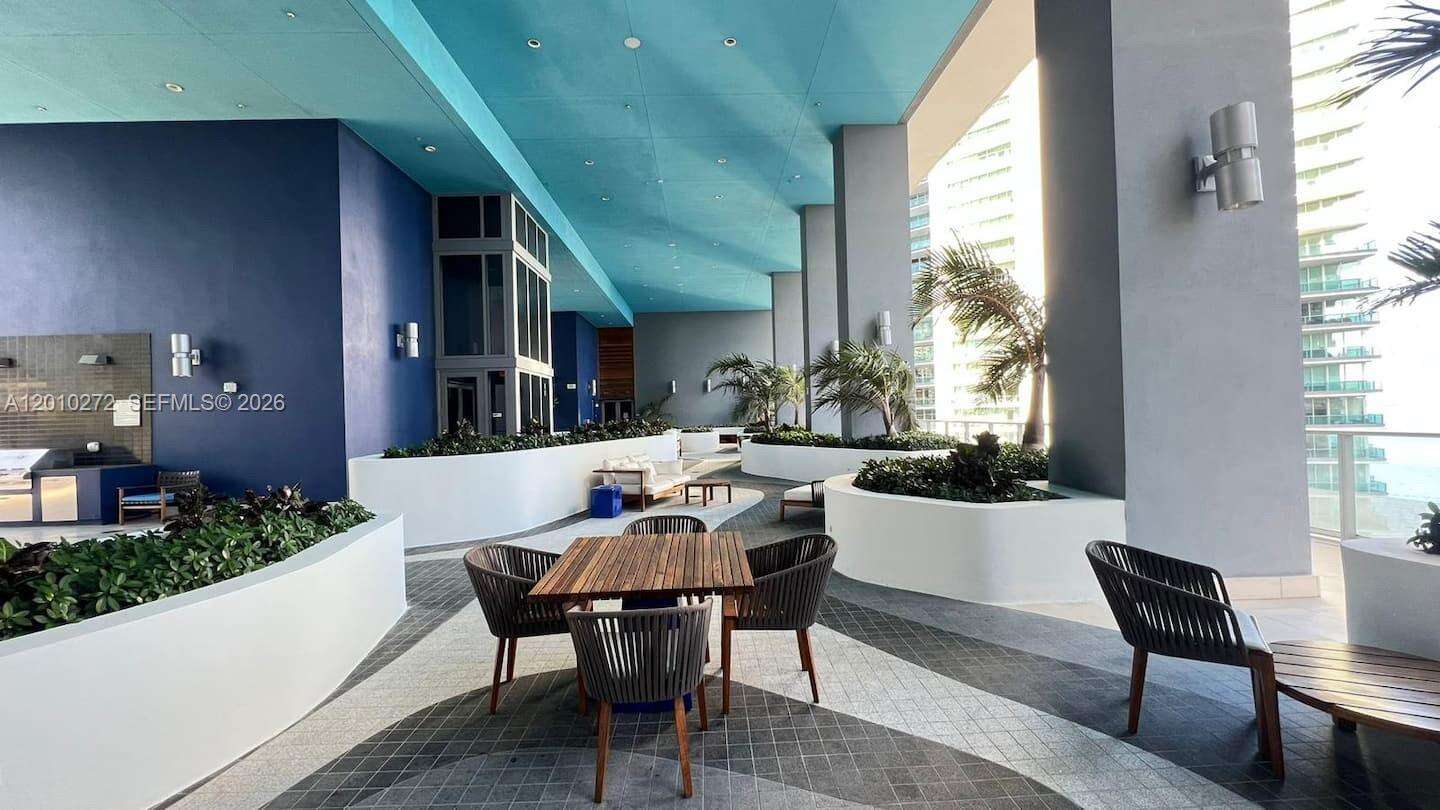 Brickell House at 1300 Brickell Bay Dr, Miami, FL 33131 - For Rent photo 44