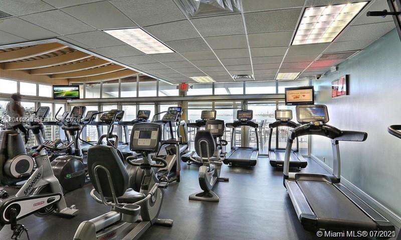 The Grand at 1717 Bayshore Dr, Miami, FL 33132 - For Rent photo 6