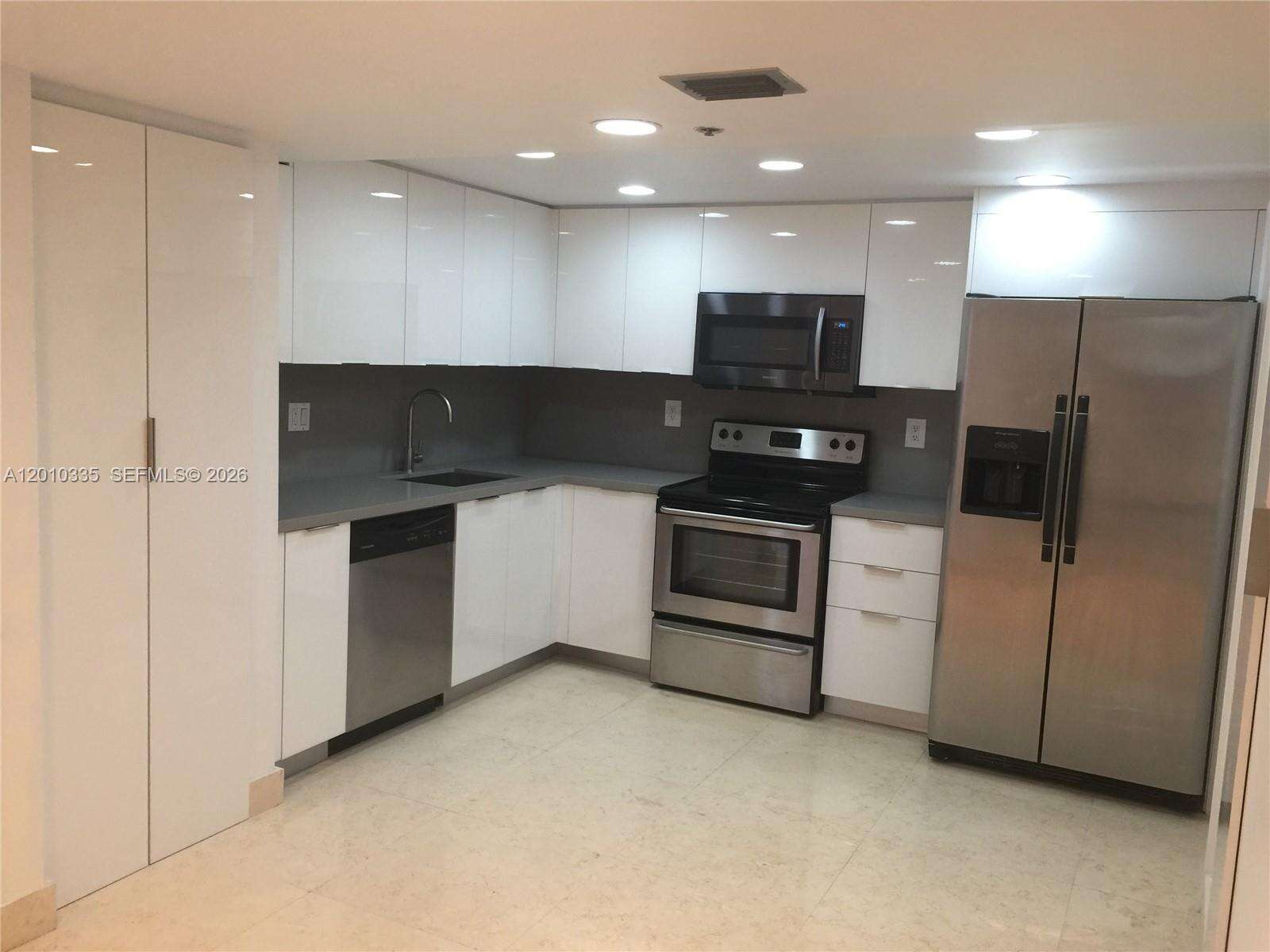 The Grand at 1717 Bayshore Dr, Miami, FL 33132 - For Rent photo 10