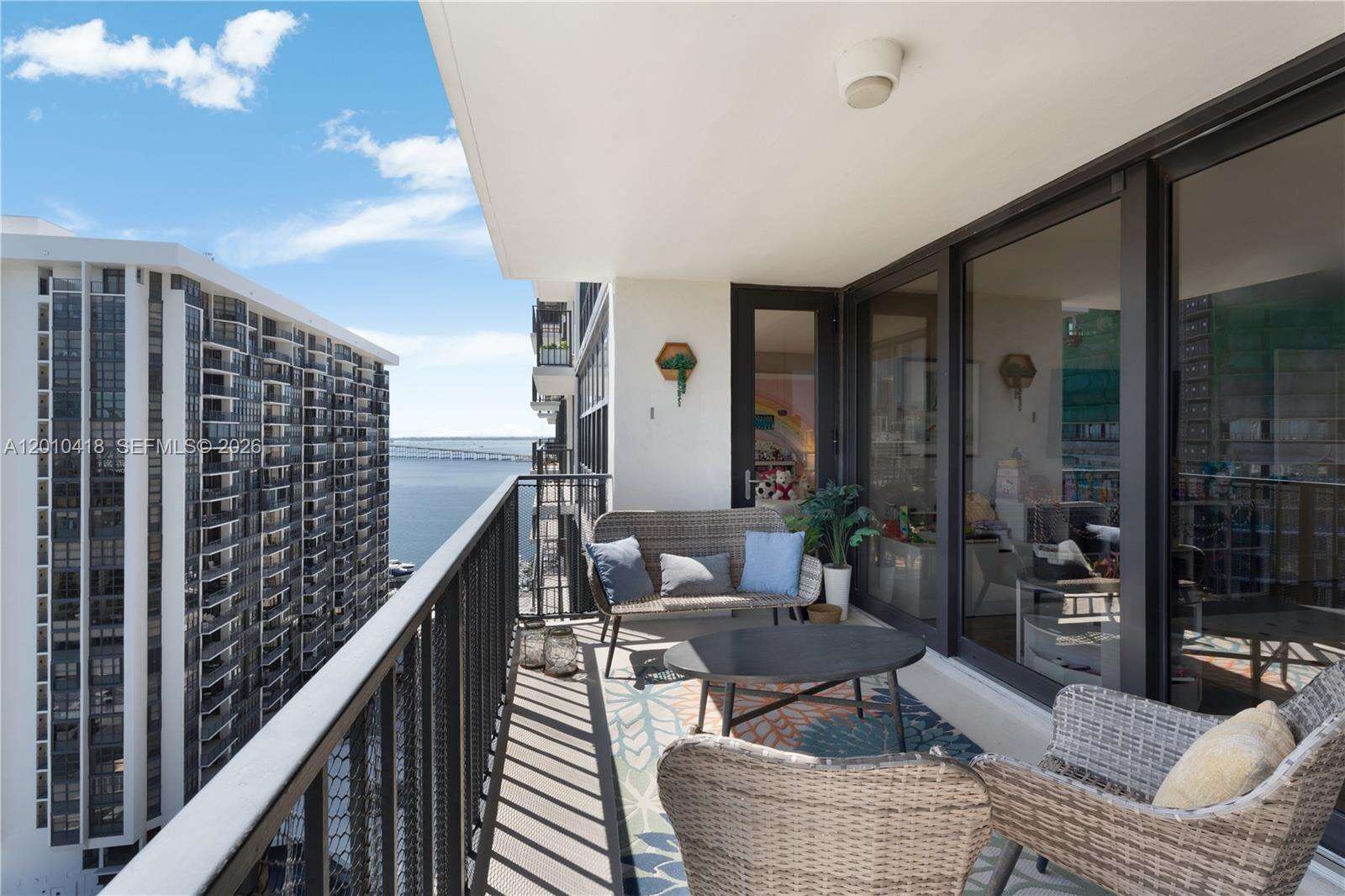 Brickell Place at 1901 Brickell Ave, Miami, FL 33129 - For Rent photo 3