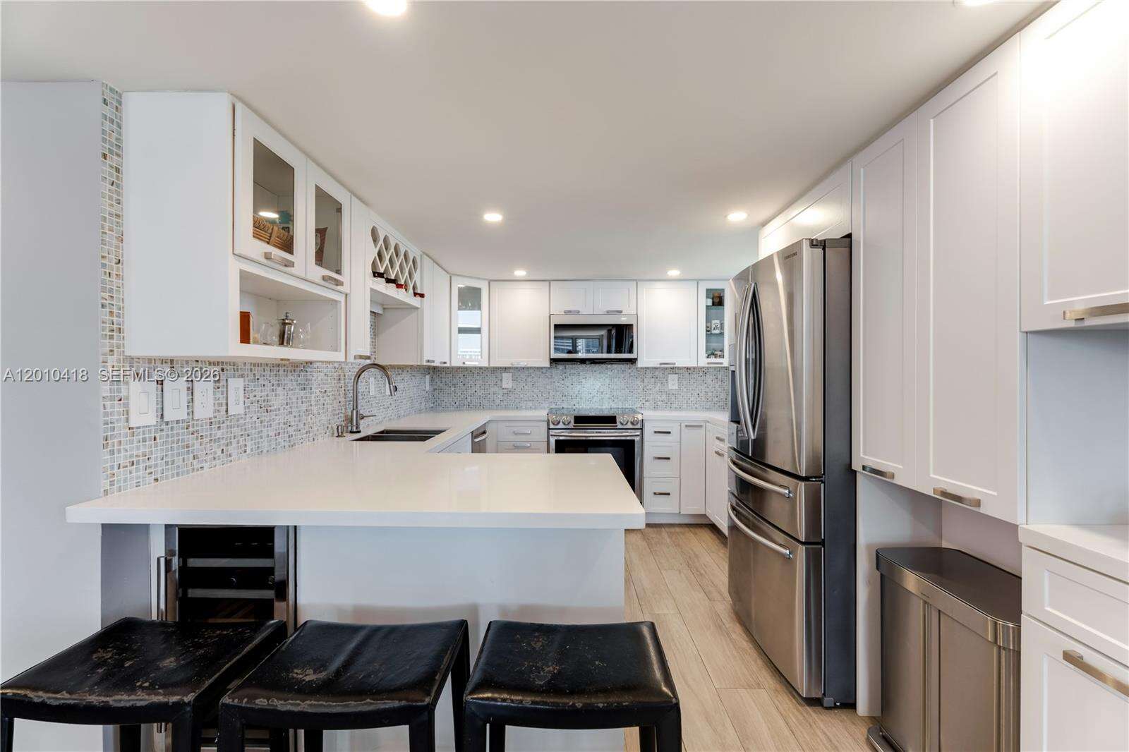 Brickell Place at 1901 Brickell Ave, Miami, FL 33129 - For Rent photo 7