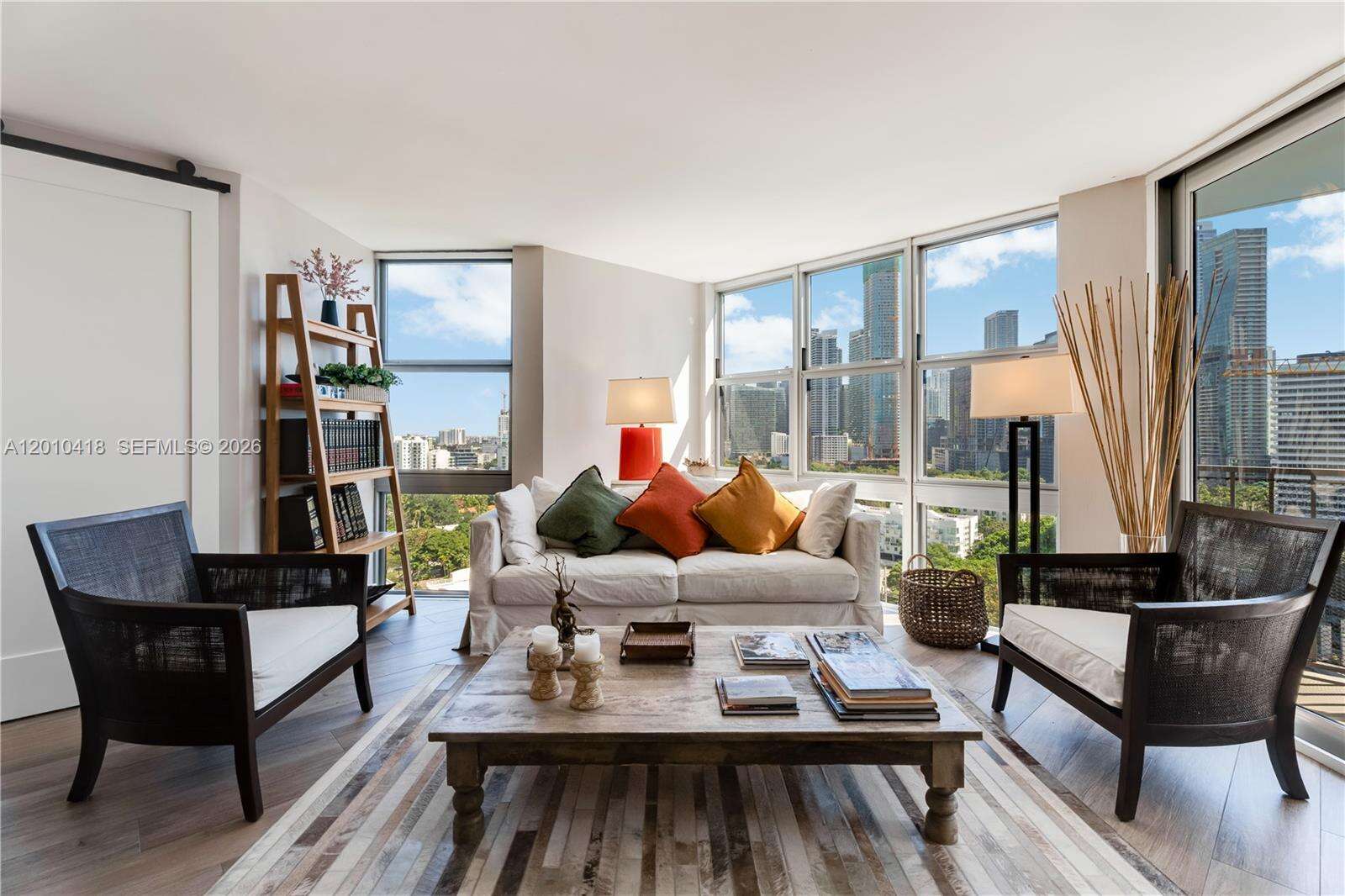 Brickell Place at 1901 Brickell Ave, Miami, FL 33129 - For Rent photo 10