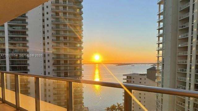 Brickell House at 1300 Brickell Bay Dr, Miami, FL 33131 - For Rent photo 2