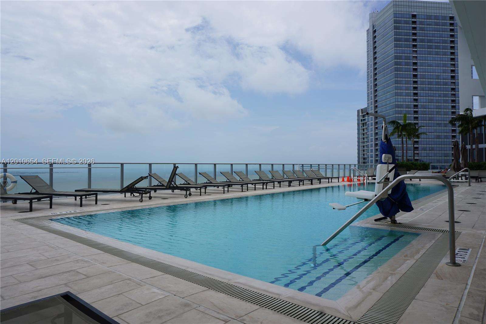 Brickell House at 1300 Brickell Bay Dr, Miami, FL 33131 - For Rent photo 16