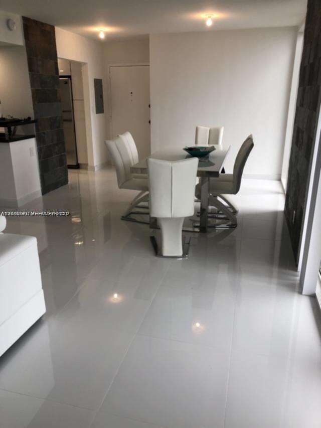 Parker Plaza at 2030 Ocean Dr, Hallandale Beach, FL 33009 - For Rent photo 25