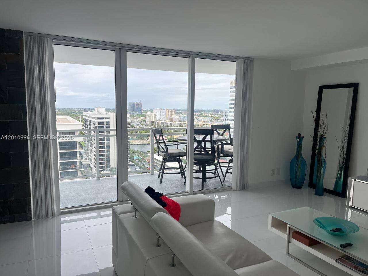 Parker Plaza at 2030 Ocean Dr, Hallandale Beach, FL 33009 - For Rent photo 27