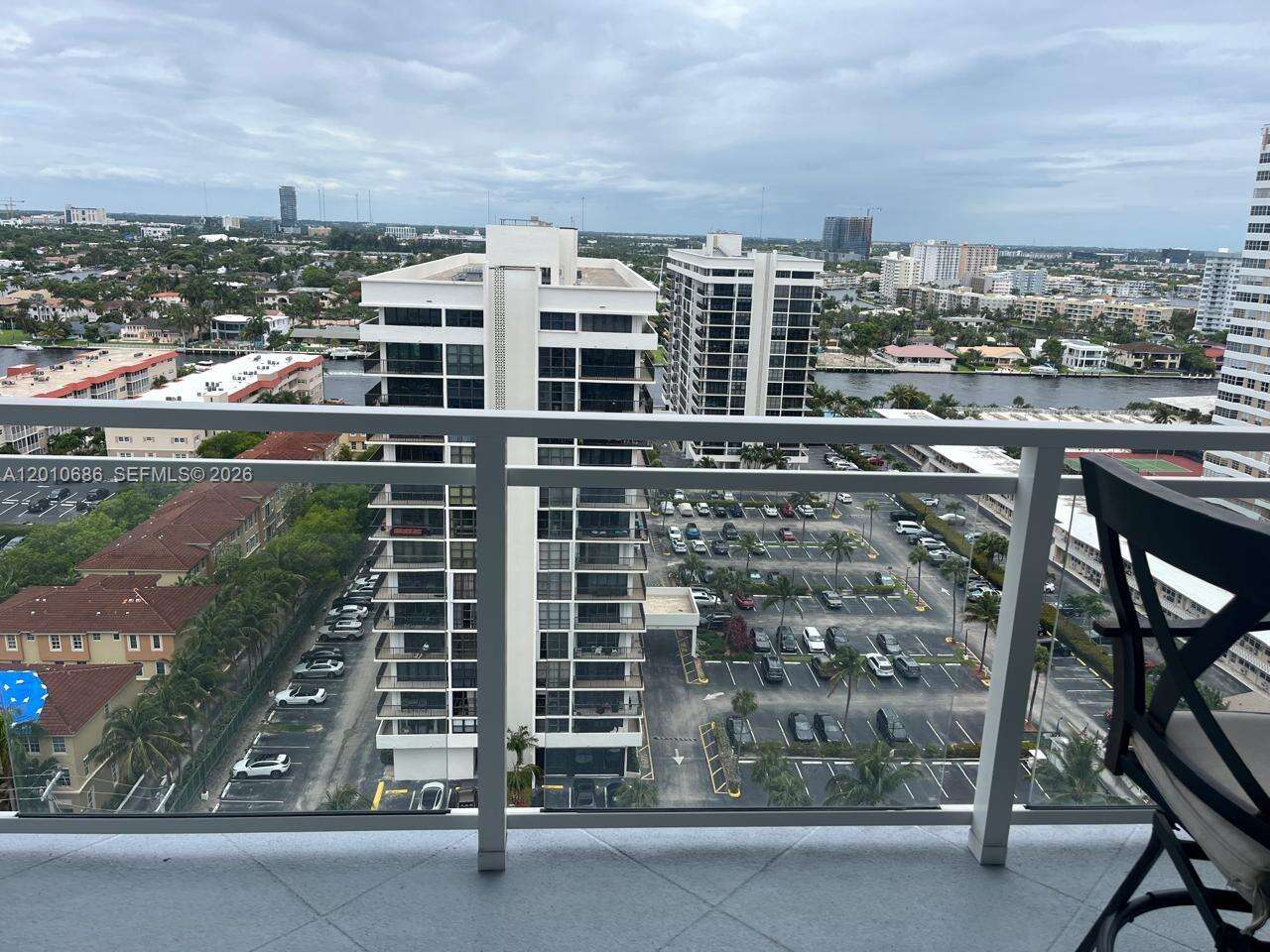 Parker Plaza at 2030 Ocean Dr, Hallandale Beach, FL 33009 - For Rent photo 5
