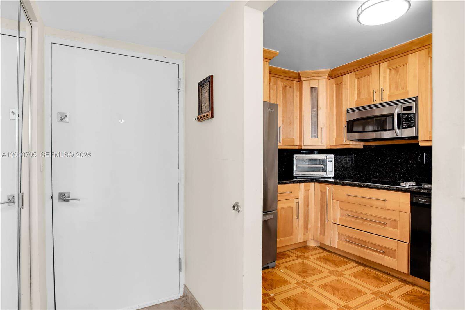 Flamenco Tower 1 at 3701 Country Club Dr, Aventura, FL 33180 - For Rent photo 12