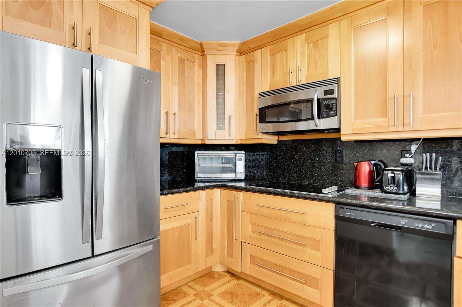 Flamenco Tower 1 at 3701 Country Club Dr, Aventura, FL 33180 - For Rent photo 15