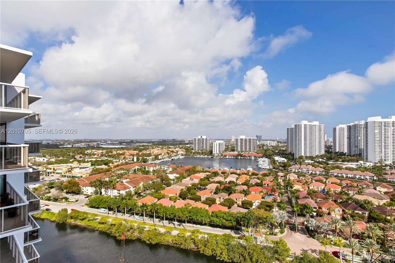 Flamenco Tower 1 at 3701 Country Club Dr, Aventura, FL 33180 - For Rent photo 23