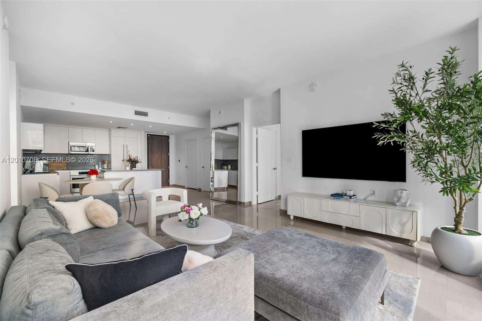 Rise Brickell at 88 7 St, Miami, FL 33130 - For Rent photo 1