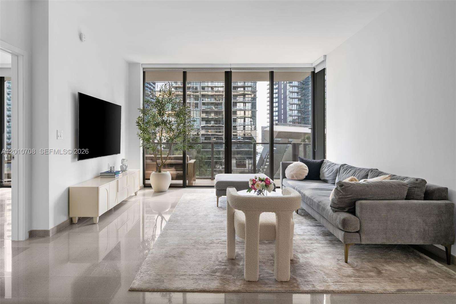 Rise Brickell at 88 7 St, Miami, FL 33130 - For Rent photo 3
