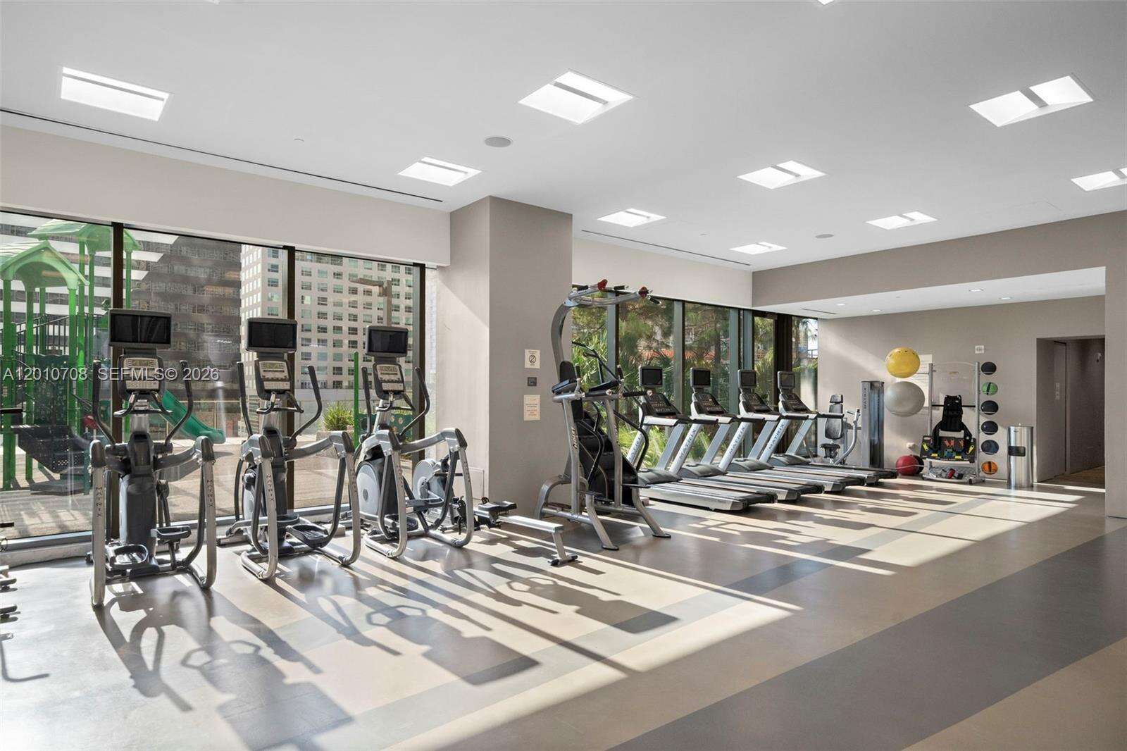 Rise Brickell at 88 7 St, Miami, FL 33130 - For Rent photo 35