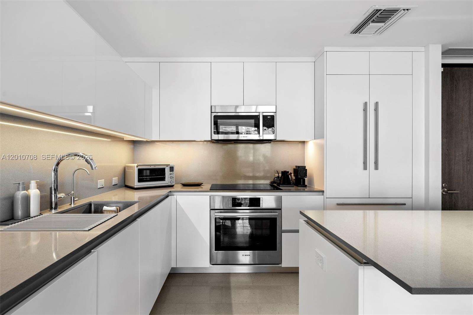 Rise Brickell at 88 7 St, Miami, FL 33130 - For Rent photo 8