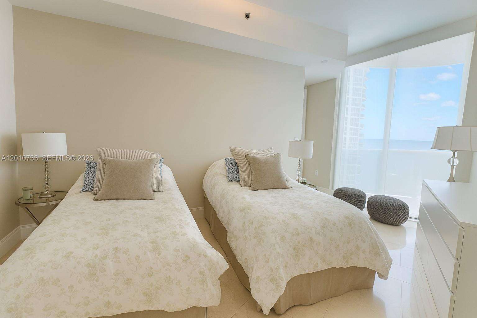Trump Tower 2 at 15901 Collins Ave, Sunny Isles Beach, FL 33160 - For Rent photo 17