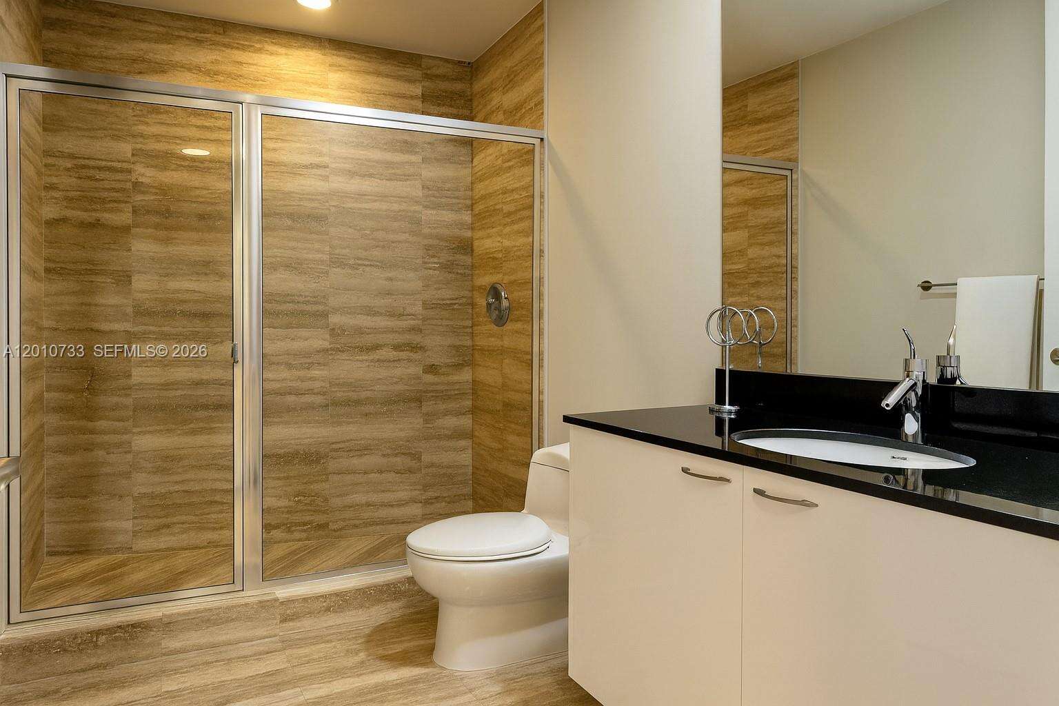 Trump Tower 2 at 15901 Collins Ave, Sunny Isles Beach, FL 33160 - For Rent photo 20
