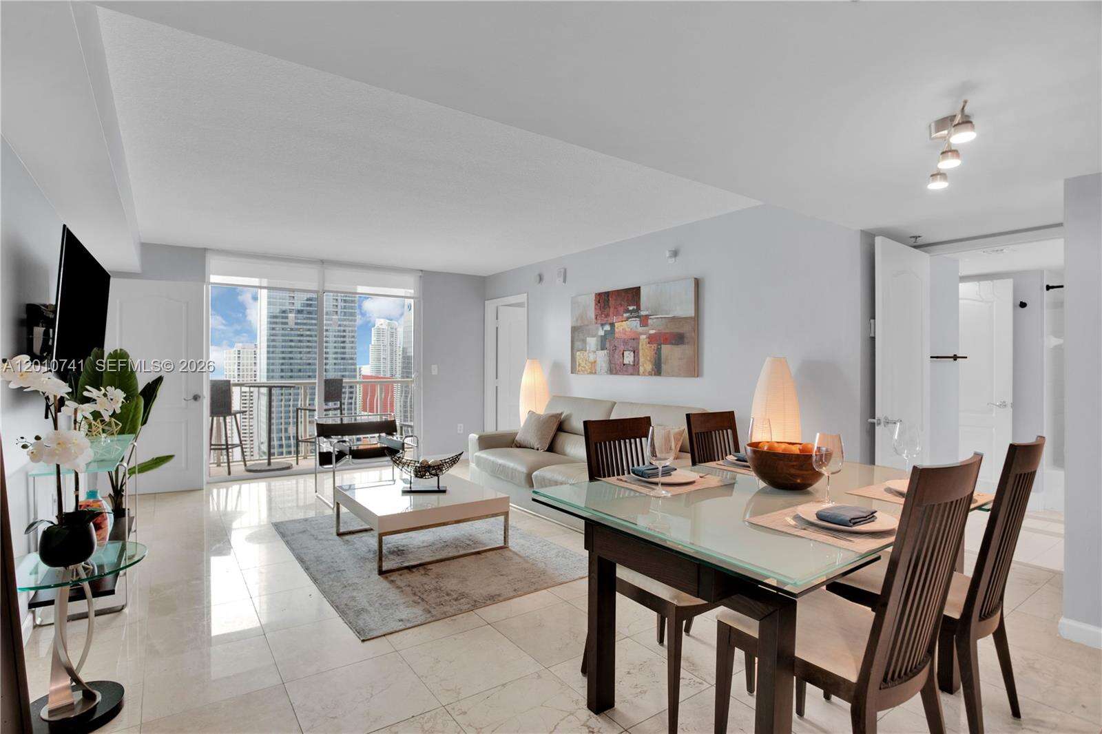 The Club At Brickell Bay at 1200 Brickell Bay Dr, Miami, FL 33131 - For Rent photo 2