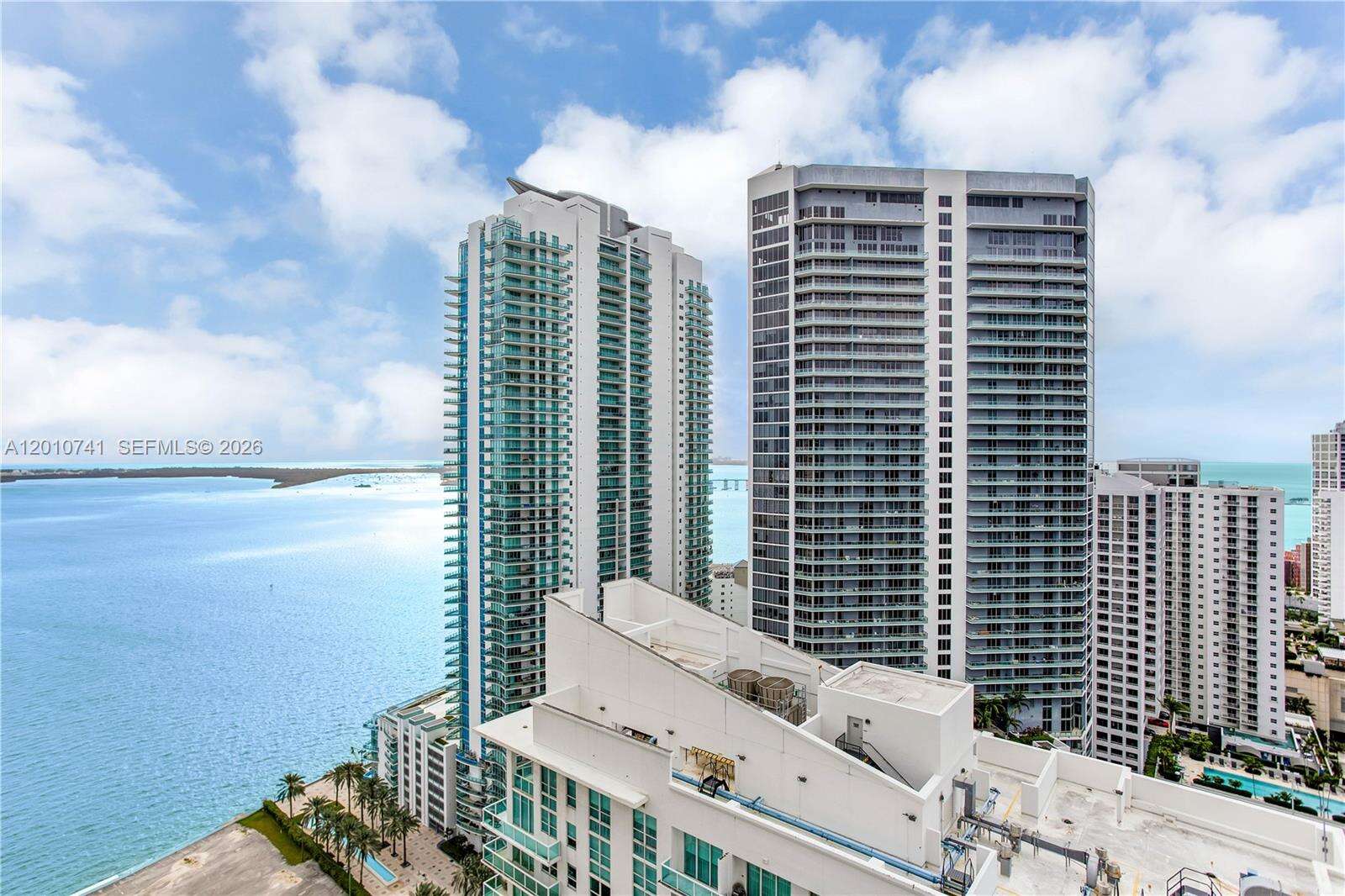 The Club At Brickell Bay at 1200 Brickell Bay Dr, Miami, FL 33131 - For Rent photo 23