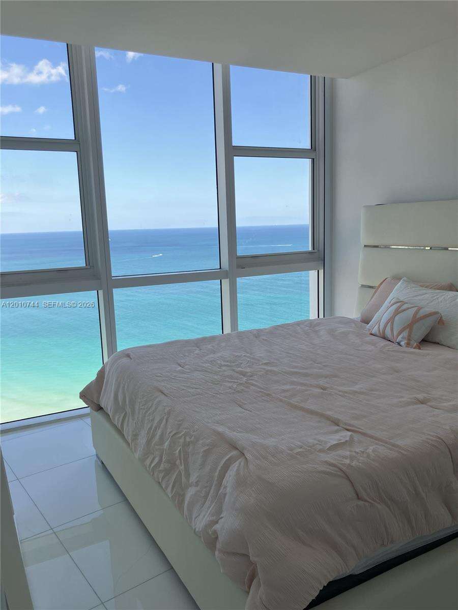 Trump Royale at 18201 Collins Ave, Sunny Isles Beach, FL 33160 - For Rent photo 14