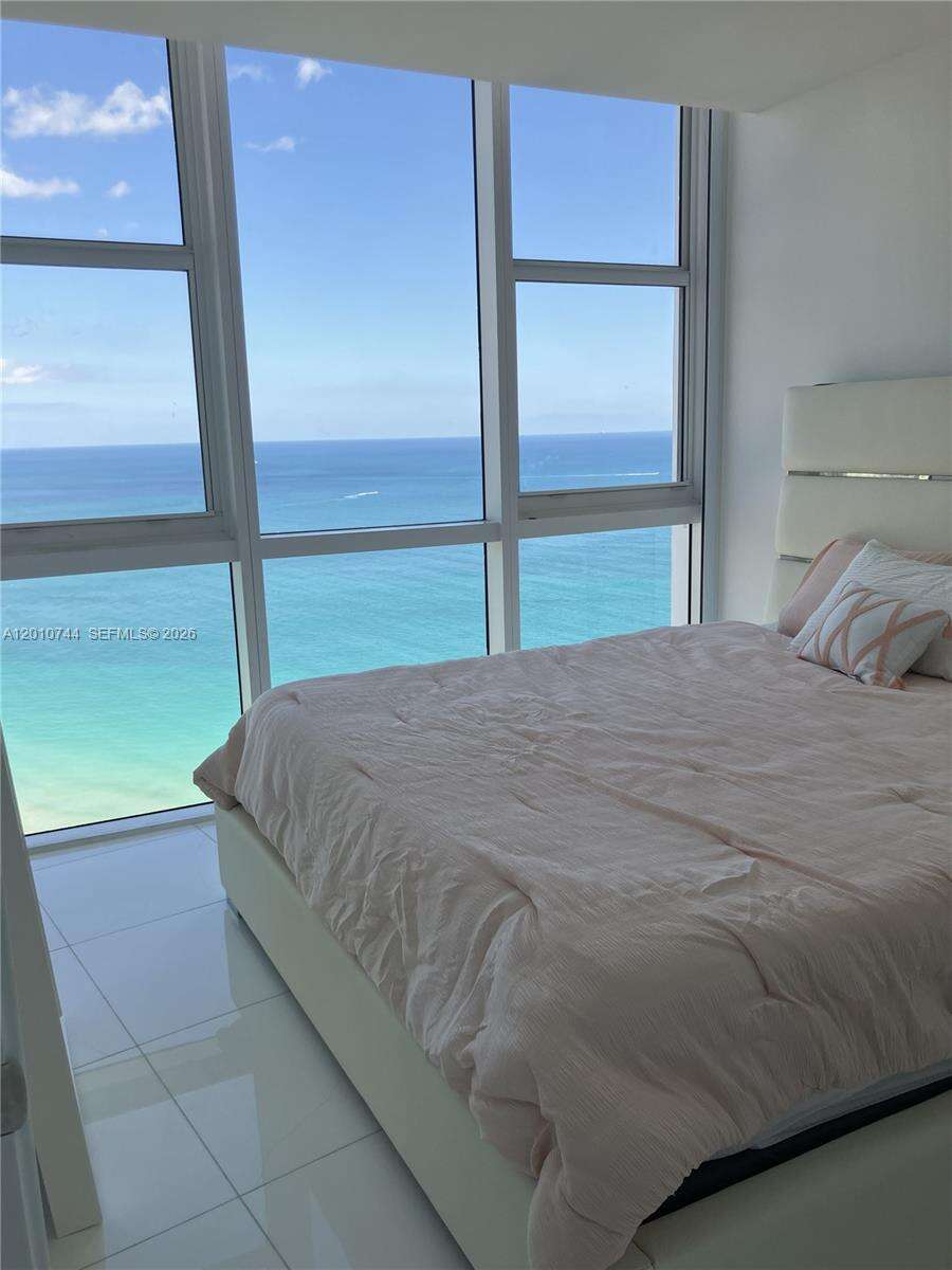 Trump Royale at 18201 Collins Ave, Sunny Isles Beach, FL 33160 - For Rent photo 15