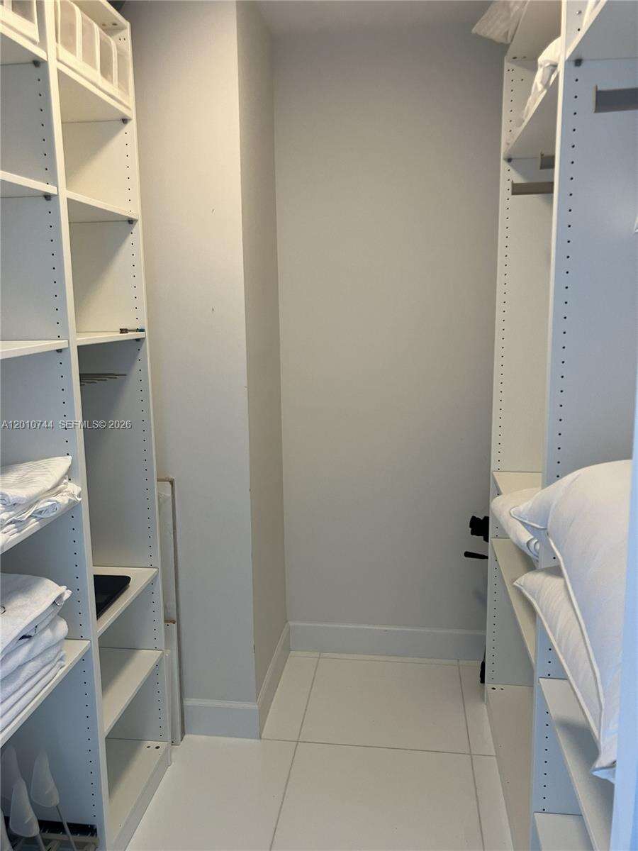 Trump Royale at 18201 Collins Ave, Sunny Isles Beach, FL 33160 - For Rent photo 24
