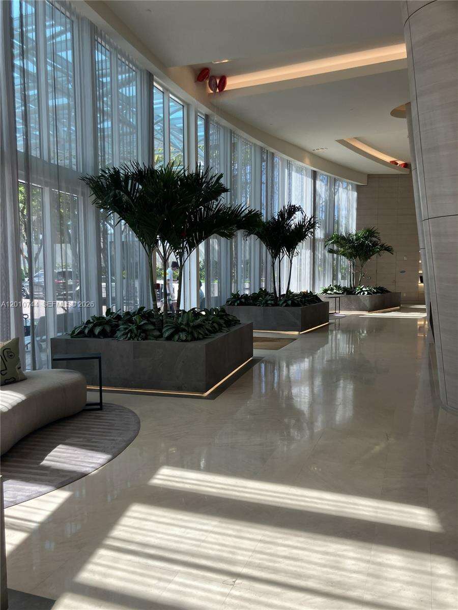 Trump Royale at 18201 Collins Ave, Sunny Isles Beach, FL 33160 - For Rent photo 29