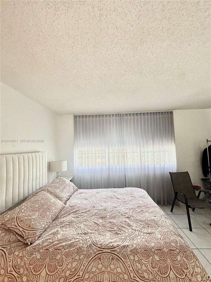 Four Ambassadors at 999 Brickell Bay Dr, Miami, FL 33131 - For Rent photo 22
