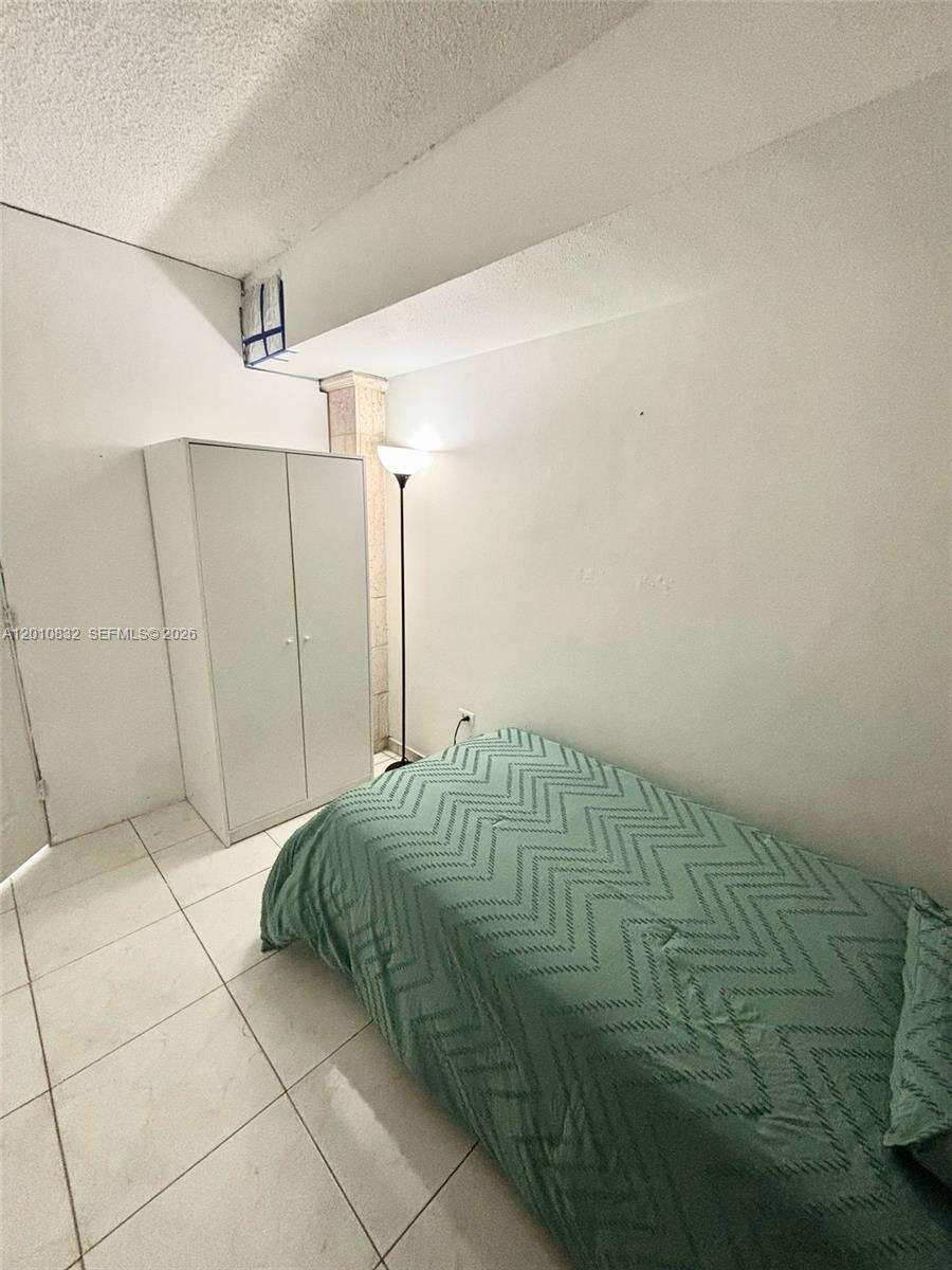 Four Ambassadors at 905 Brickell Bay Dr, Miami, FL 33131 - For Rent photo 13