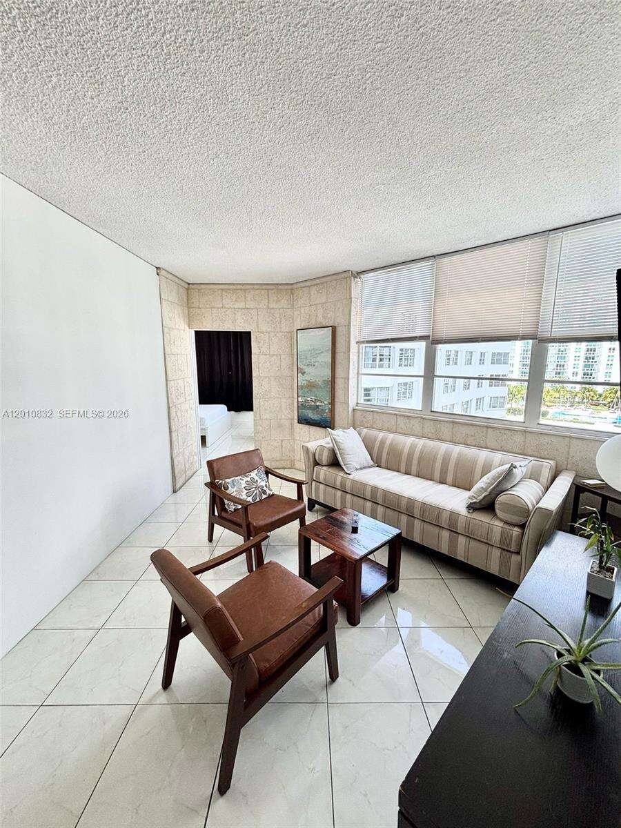 Four Ambassadors at 905 Brickell Bay Dr, Miami, FL 33131 - For Rent photo 20