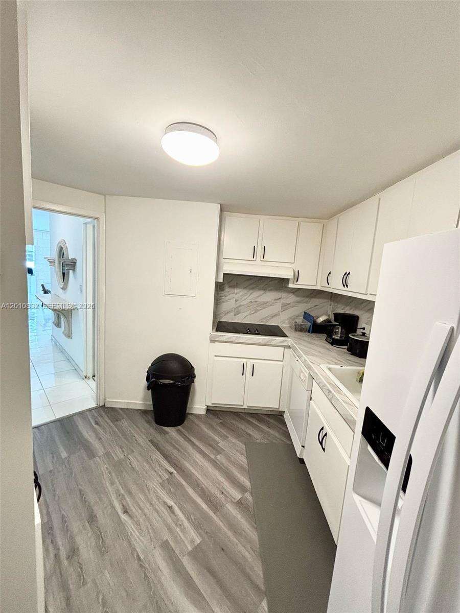 Four Ambassadors at 905 Brickell Bay Dr, Miami, FL 33131 - For Rent photo 8