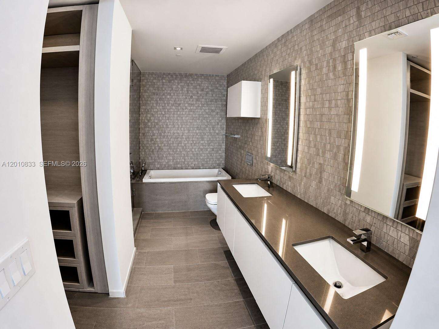 Rise Brickell at 88 7 St, Miami, FL 33130 - For Rent photo 24