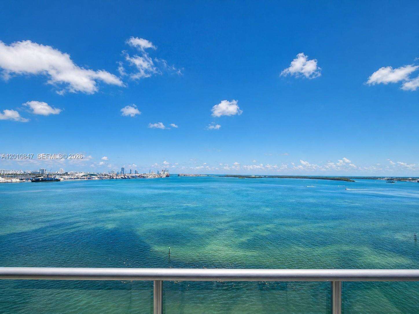 St Louis at 800 Claughton Island Dr, Miami, FL 33131 - For Rent photo 5