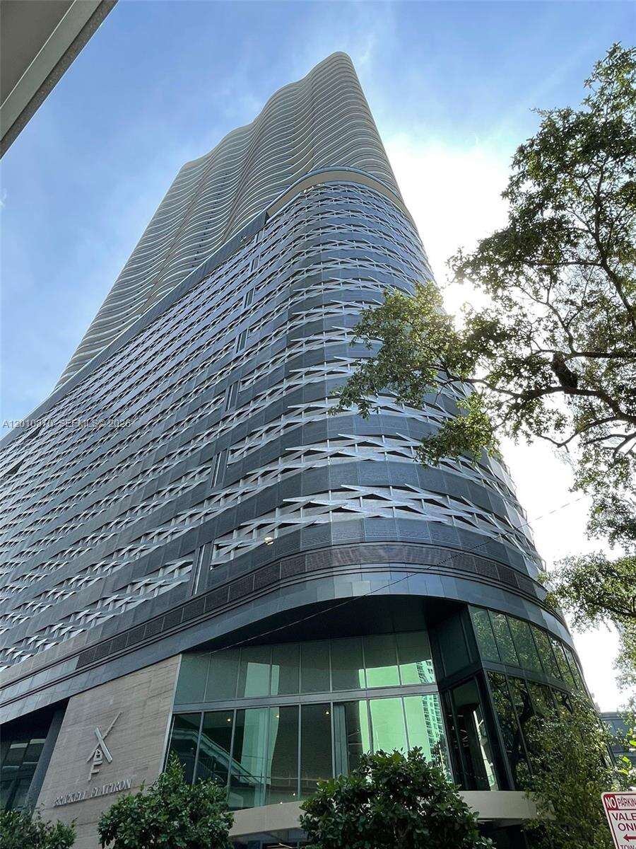 Brickell Flatiron at 1000 Brickell Plaza, Miami, FL 33131 - For Rent photo 22