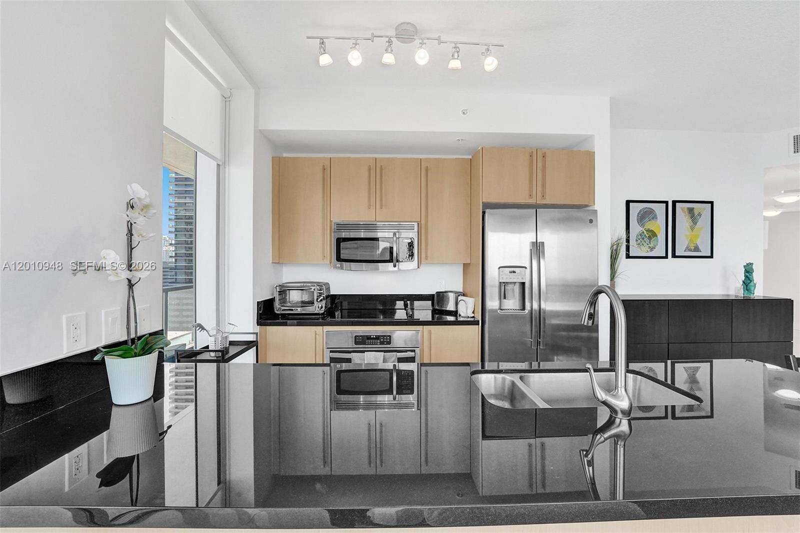 Axis On Brickell at 1111 1 Ave, Miami, FL 33130 - For Rent photo 12