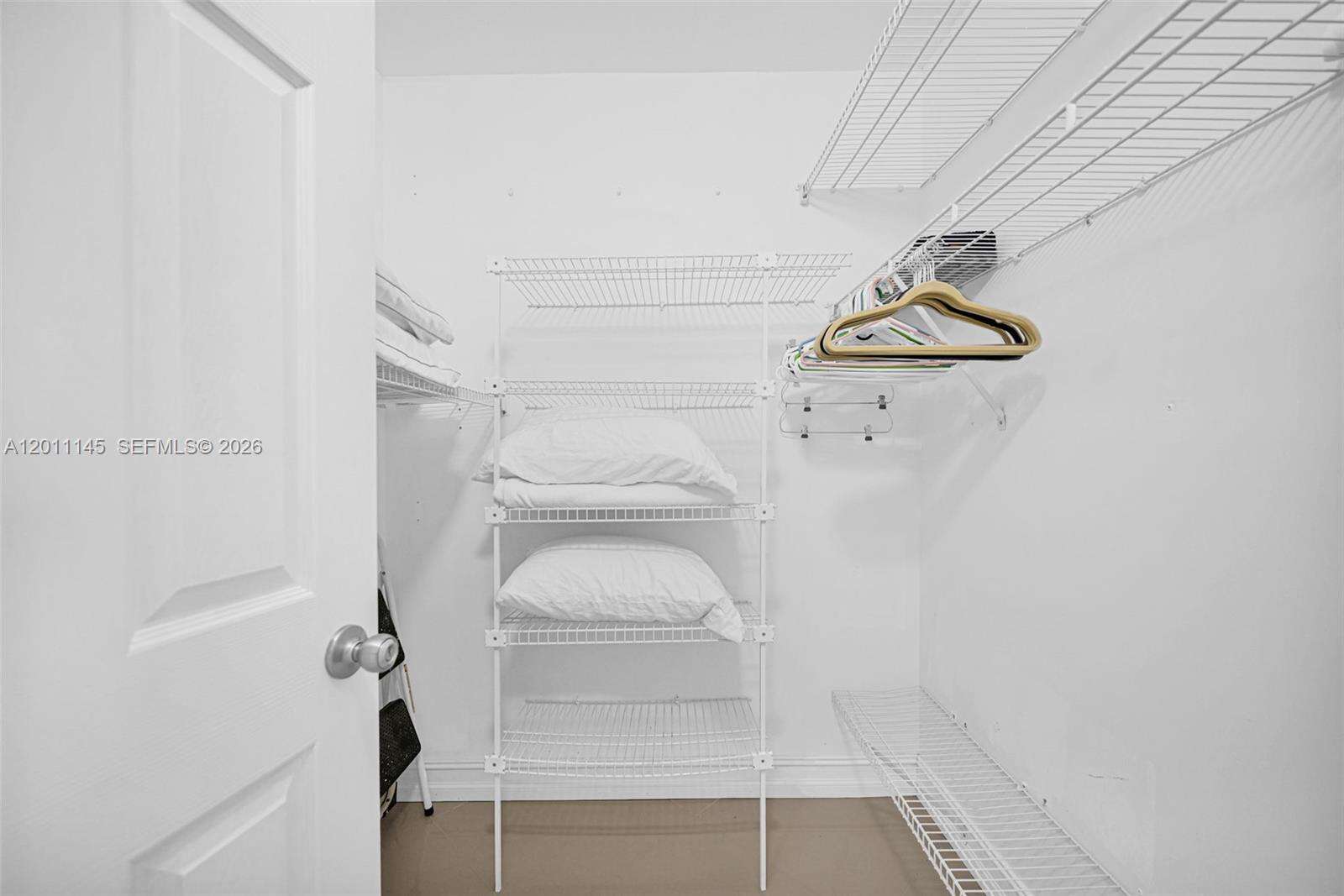 Sands Pointe at 16711 Collins Ave, Sunny Isles Beach, FL 33160 - For Rent photo 26