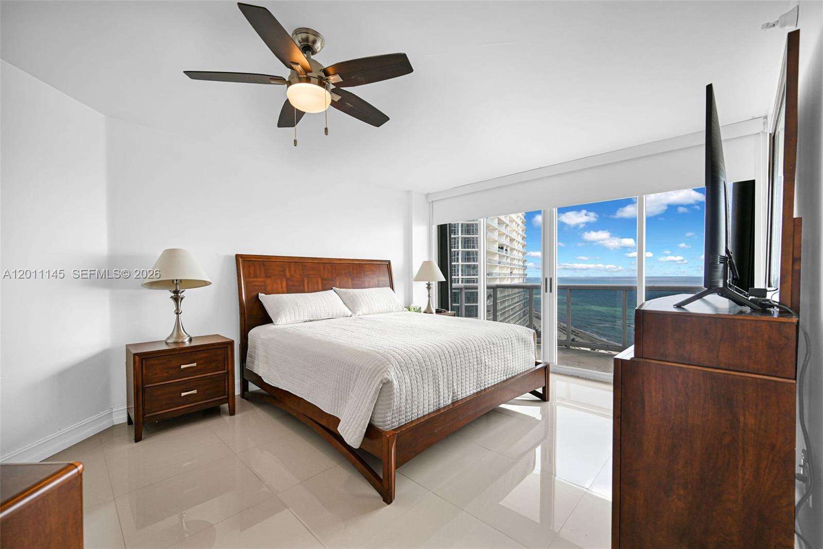 Sands Pointe at 16711 Collins Ave, Sunny Isles Beach, FL 33160 - For Rent photo 27