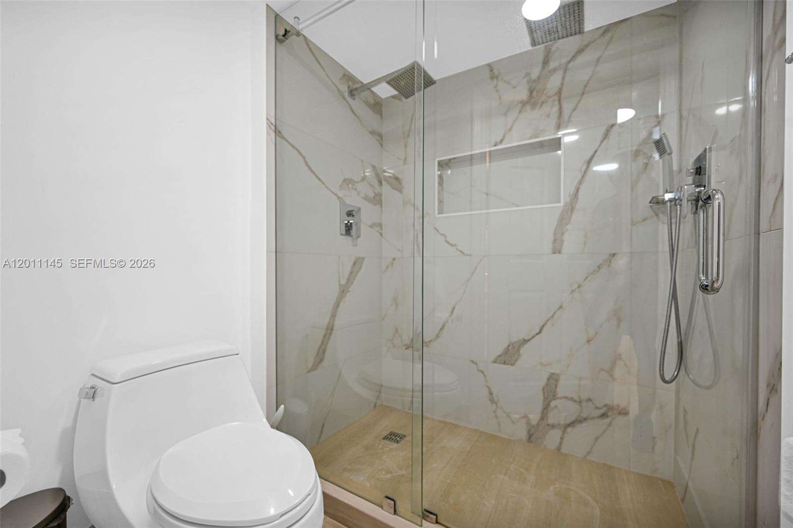 Sands Pointe at 16711 Collins Ave, Sunny Isles Beach, FL 33160 - For Rent photo 34