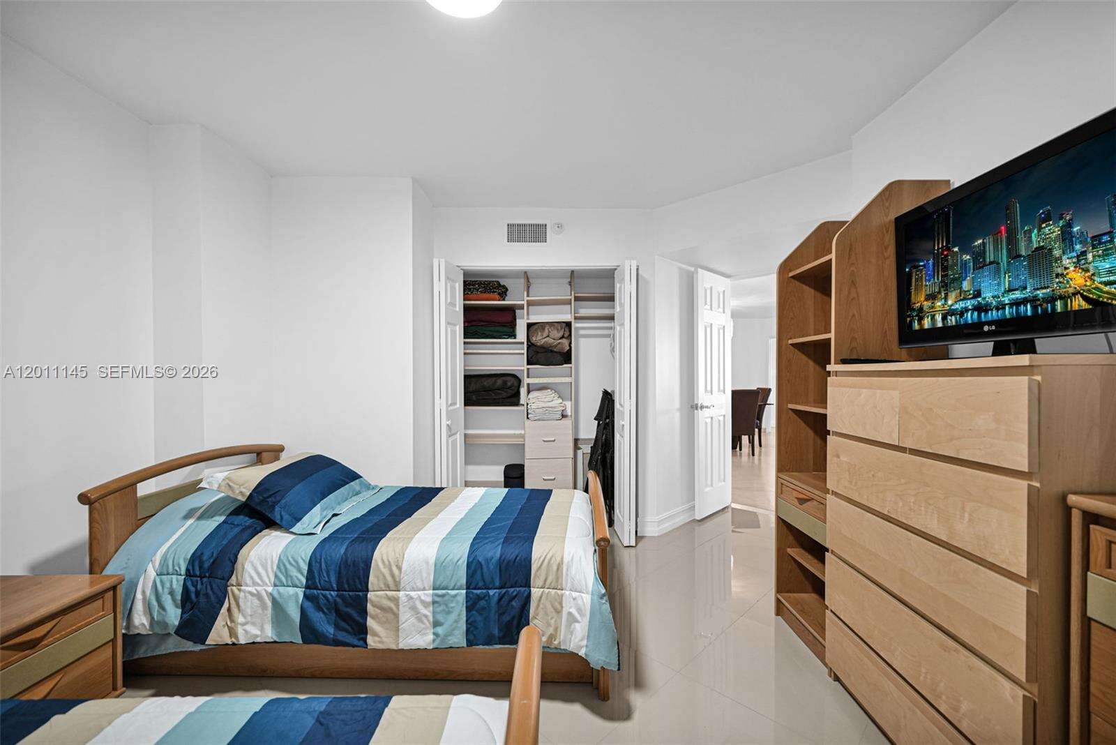 Sands Pointe at 16711 Collins Ave, Sunny Isles Beach, FL 33160 - For Rent photo 37