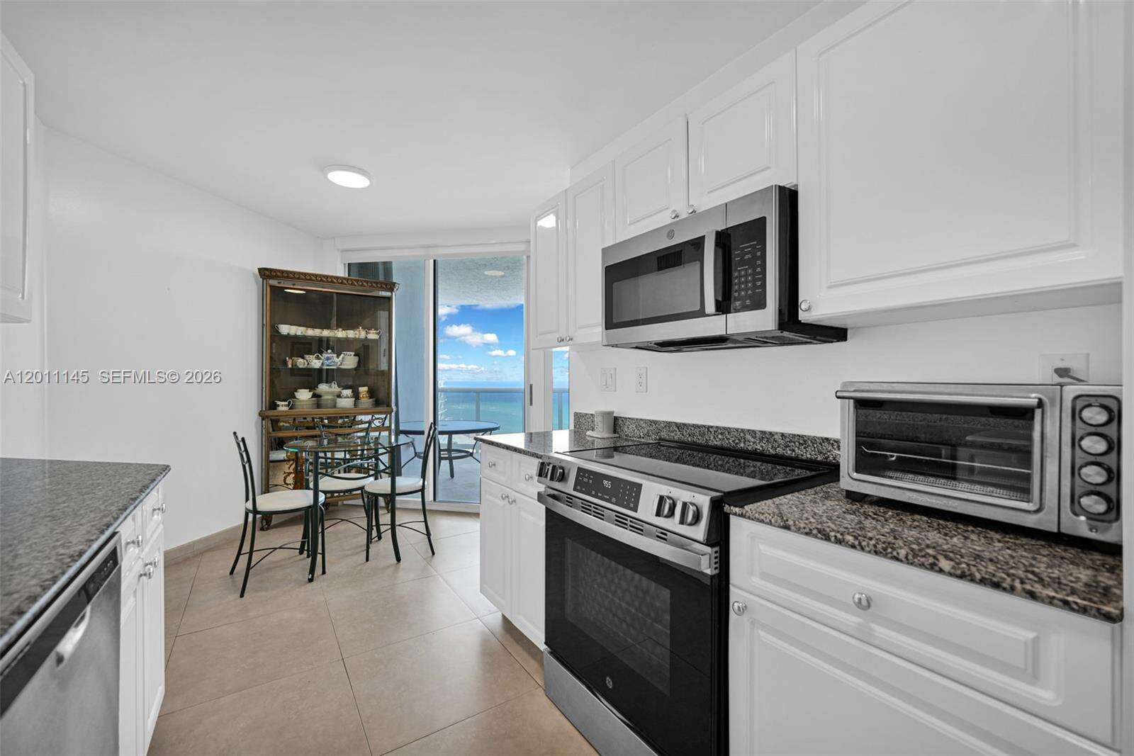 Sands Pointe at 16711 Collins Ave, Sunny Isles Beach, FL 33160 - For Rent photo 53