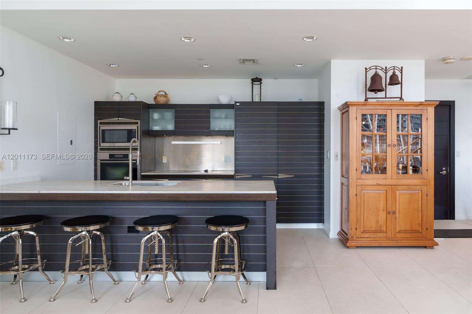 Epic Residences at 200 Biscayne Blvd Way, Miami, FL 33131 - For Rent photo 8